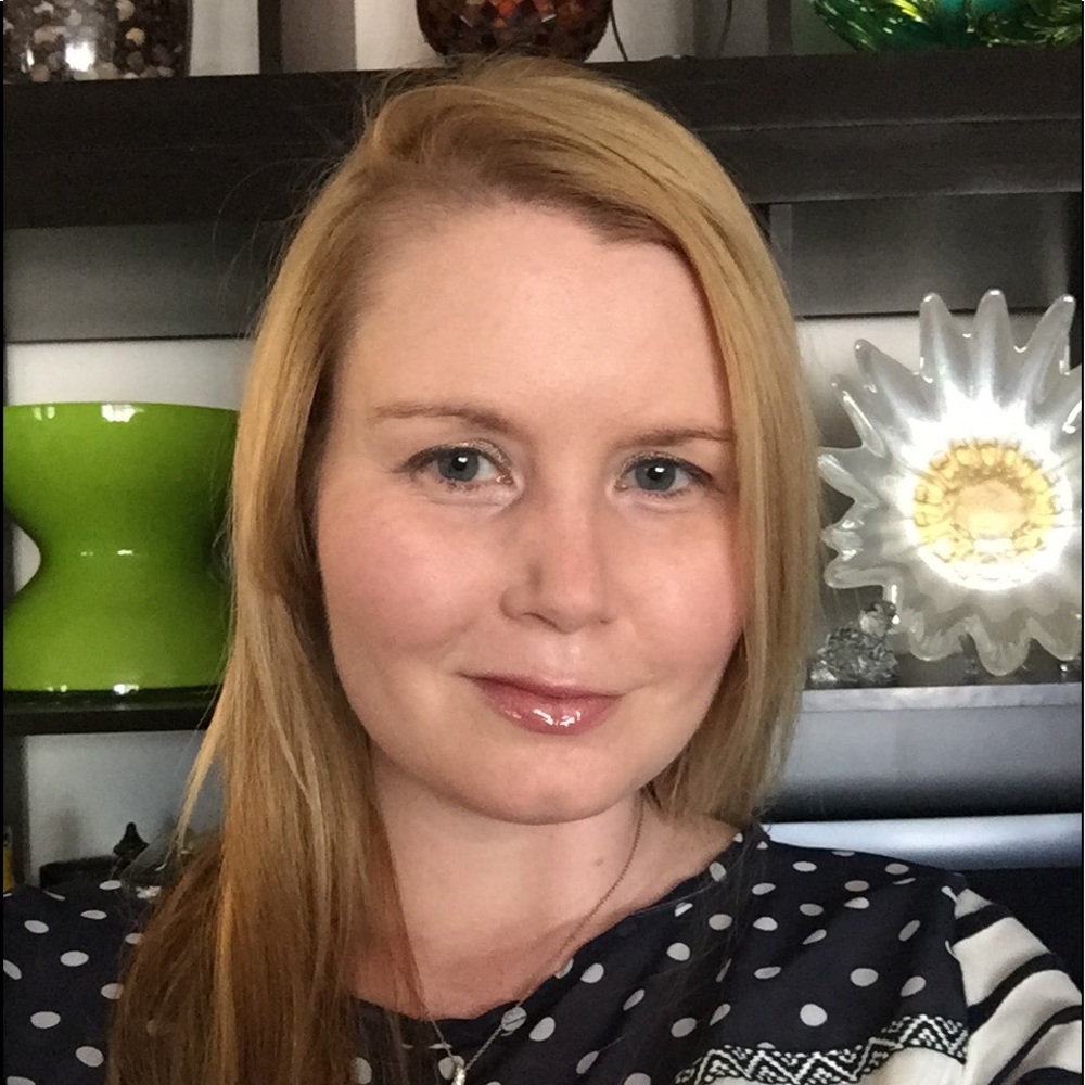 Meet your Posher, Jennifer